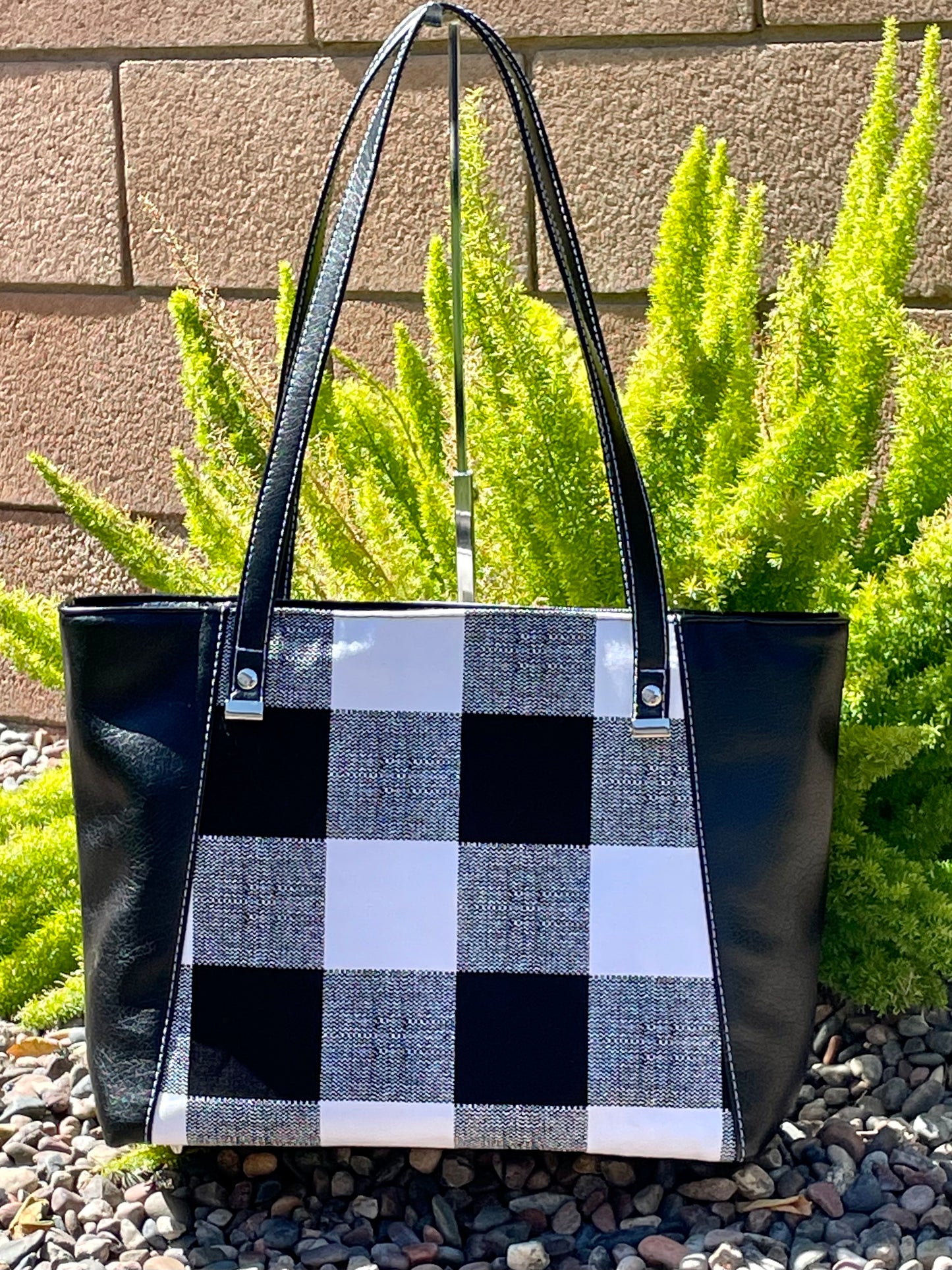 Everyday Tote Bag/Black and White Checker Plaid